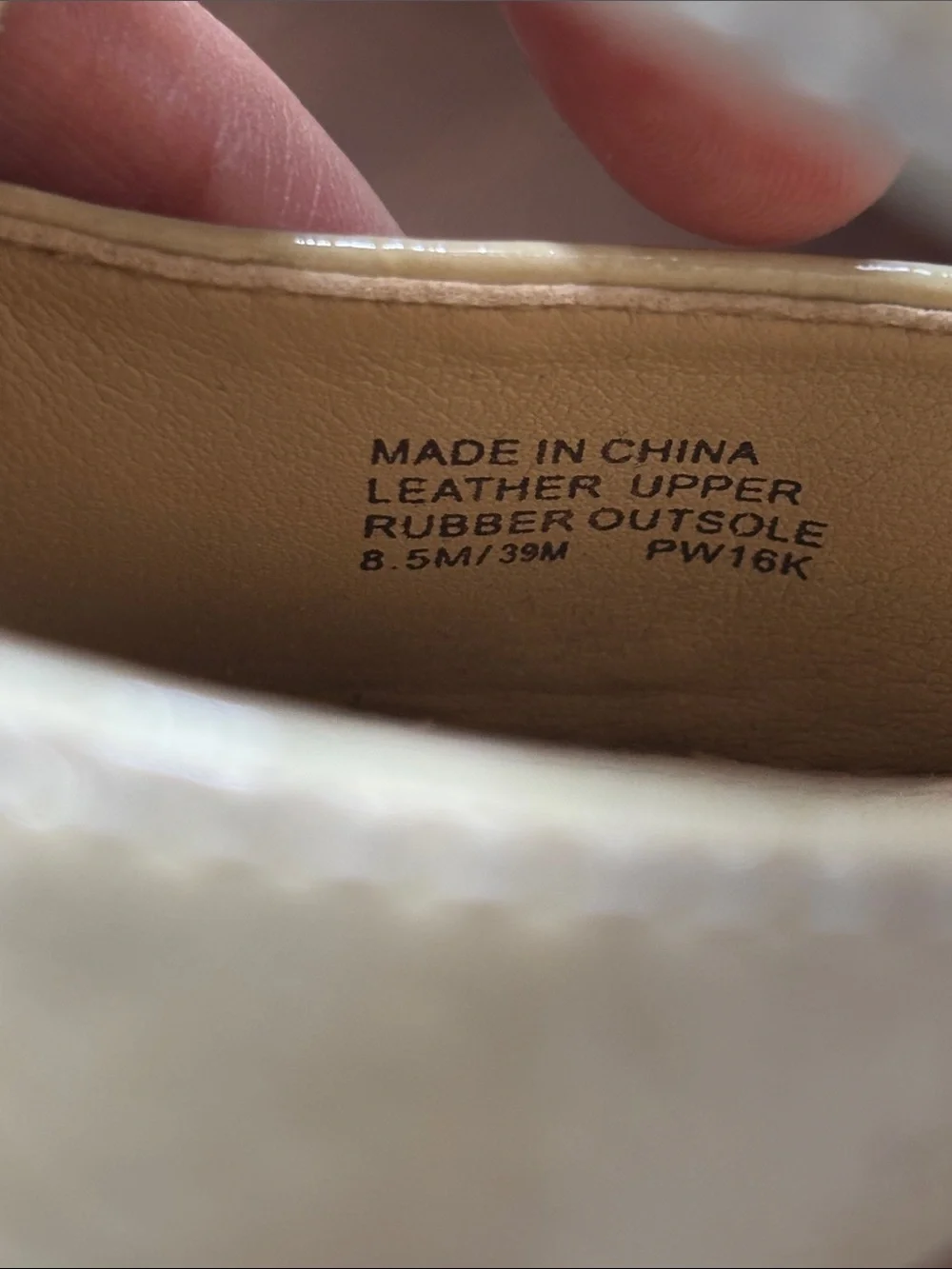 MICHAEL Micheal Kors Beige Patent Cork Wedge Sandals Size 8.5 neutral natural